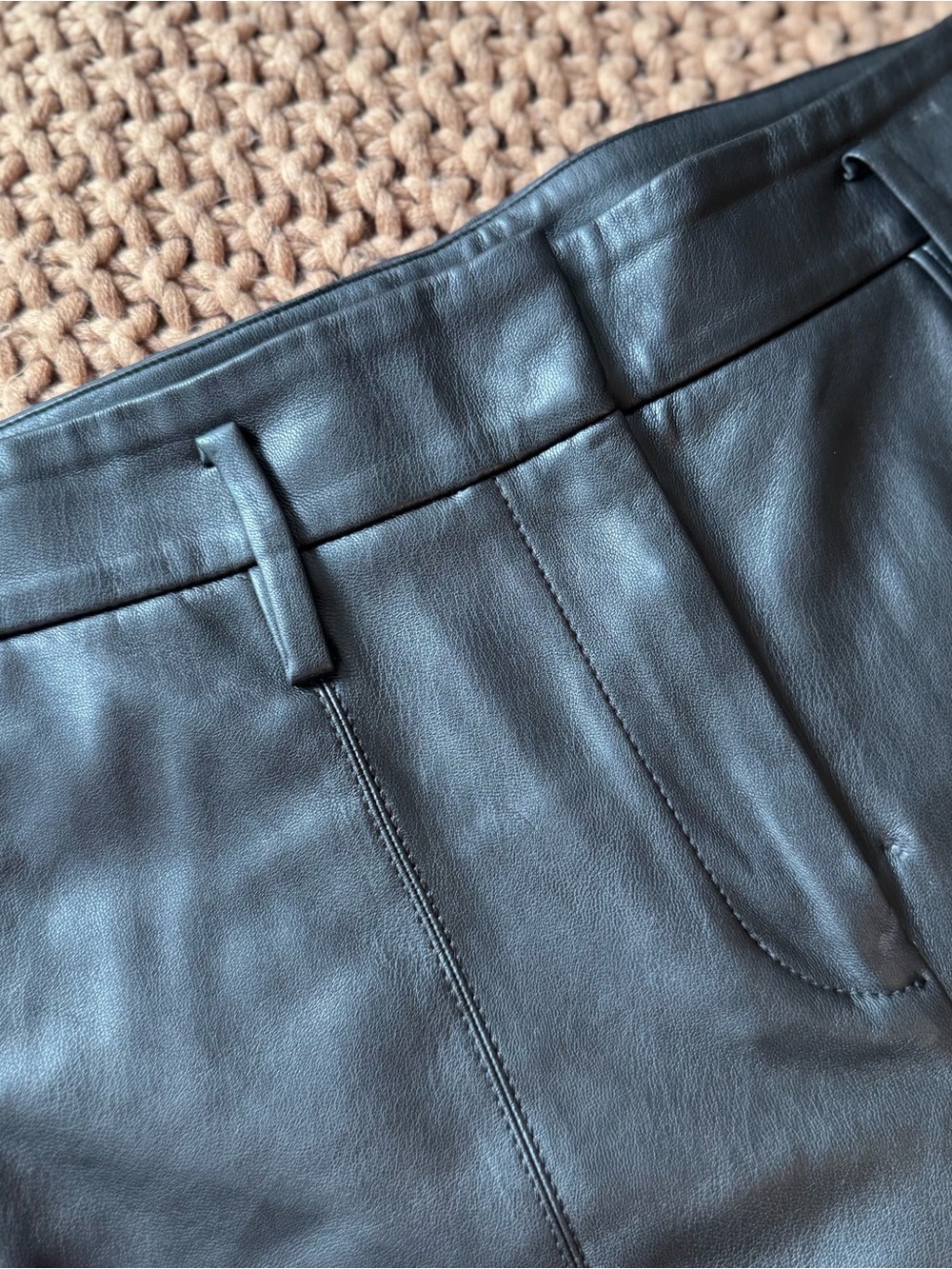 Ann Taylor Petite Faux Leather Pants 4P Black Straight Leg High Rise Career Chic - Picture 11 of 12